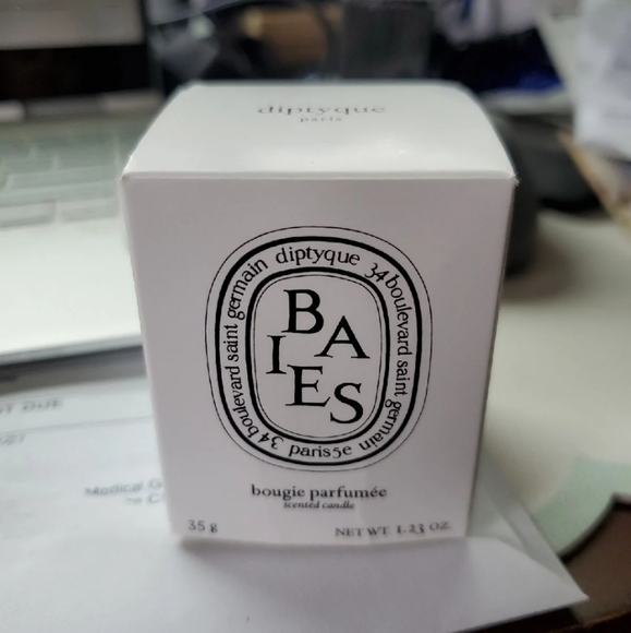 Diptyque Paris Bougie Parfumee Candle - Picture 2 of 5